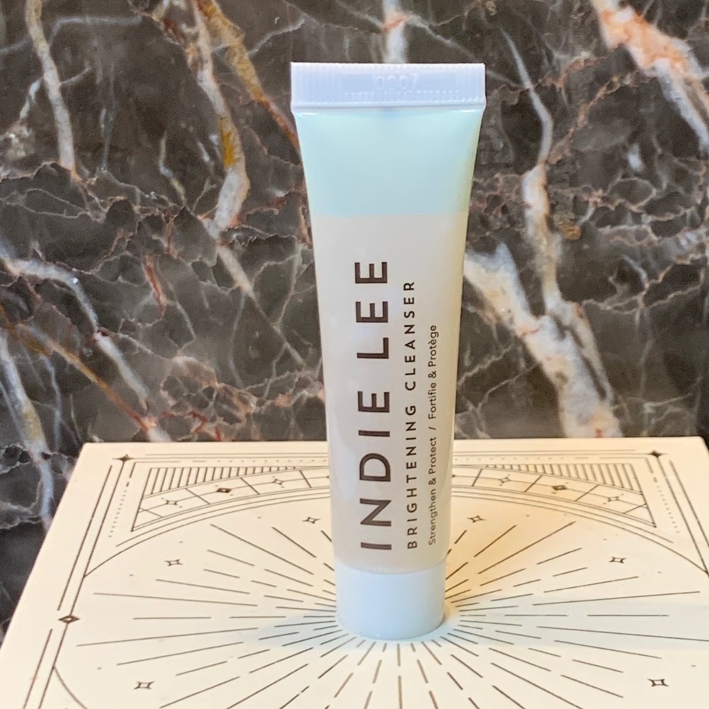 5 for $25 item 🌺 Mini Indie Lee Brightening Cleanser